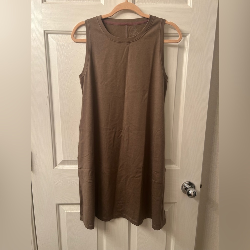 Woolx NWOT Women's Crew Neck Sleeveless Dress in Medium